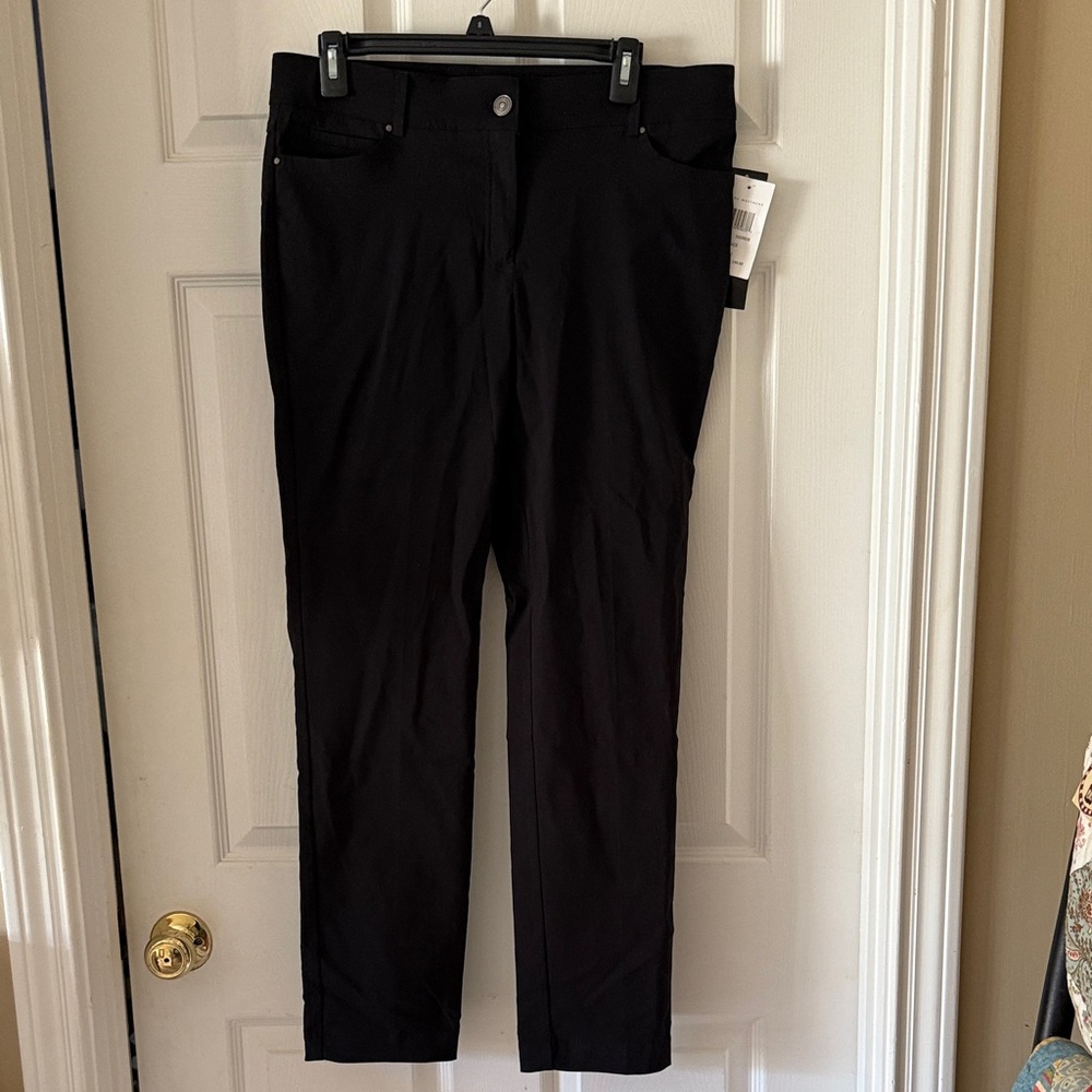Elegant Black Cropped Pants